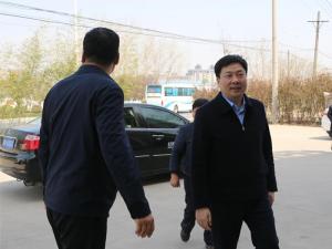 春暖时节，新乡县领导莅临威特消防开展指导工作